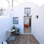 Mylopetres Traditional Finikia