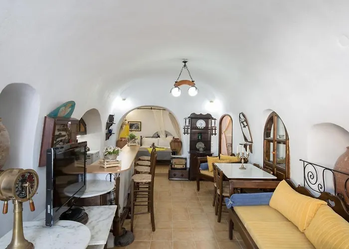 Mylopetres Traditional Finikia *