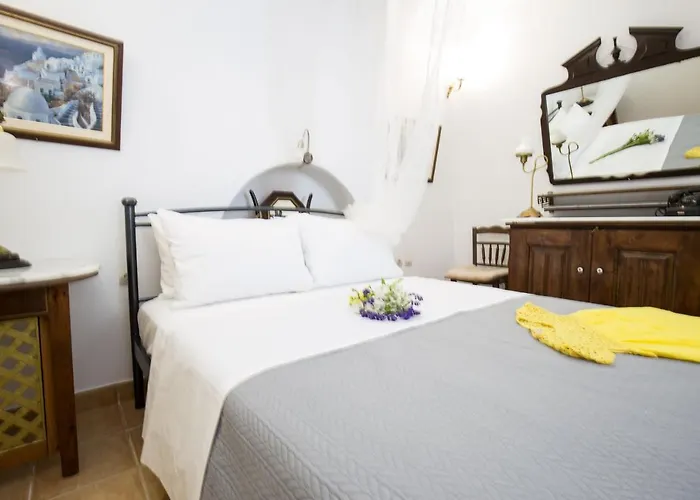 アパート Mylopetres Traditional Finikia イア